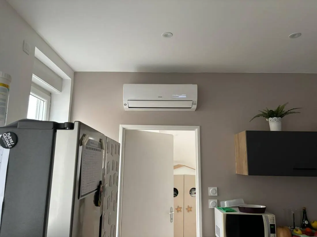 Maison à Miribel équipée pompe à chaleur Hitachi